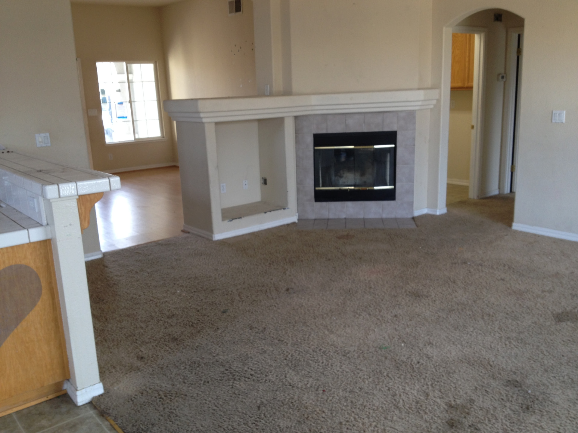 Interior Estate Cleanout after Long's Trash Hauling